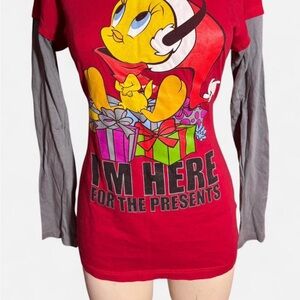 2000s Tweety Bird Christmas Red T shirt with grey long sleeves attached
